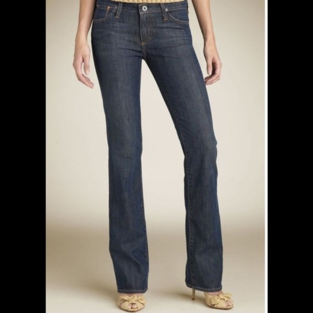 AG "The Kiss" Straight Leg Jeans sz 24R